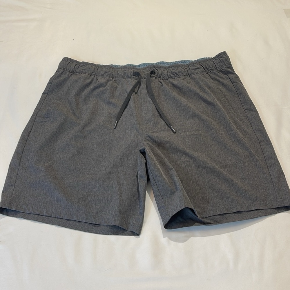 Eddie Bauer Gray SHORTS SIZE XXL